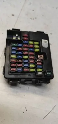 KIA Sportage Fuse module R4197128 PE82018 11119K91