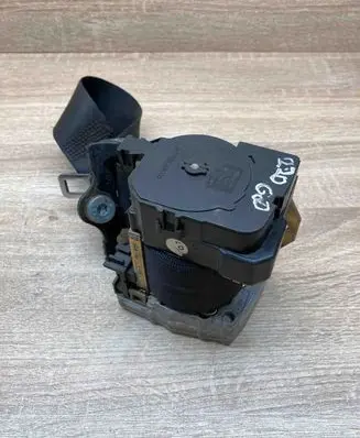 Mercedes-Benz S W220 Rear seatbelt 00066236 2208300485