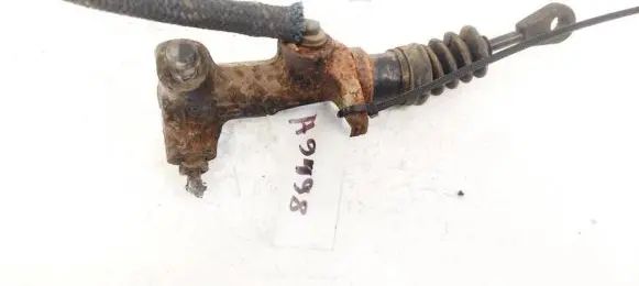 Volkswagen PASSAT B3 Clutch master cylinder 