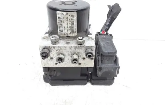 Volvo V70 ABS Pump 31261142 P31261142 7G9N2C405AC