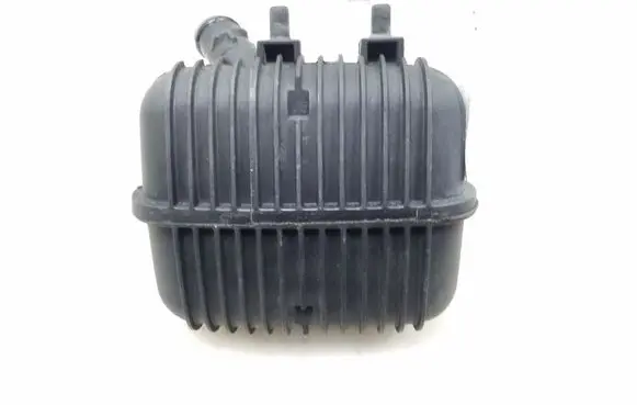 Other engine bay part