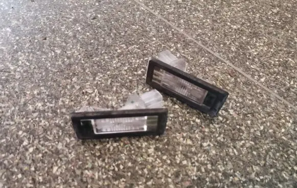 Number plate light