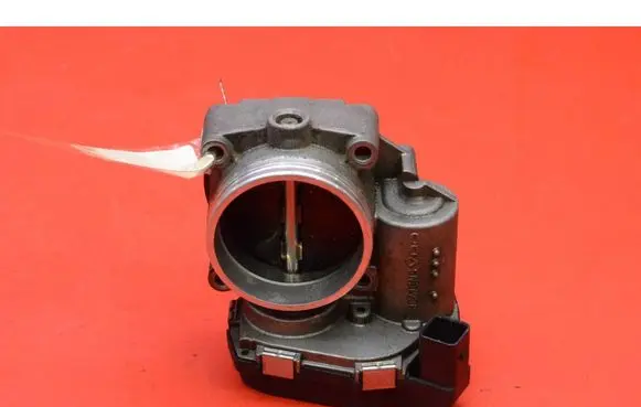 BMW 7 F01 F02 F03 F04 Throttle body valve 7561066