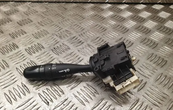 Toyota Corolla E120 E130 Indicator stalk 173681
