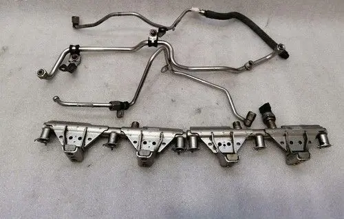 Porsche 911 991 Fuel distributor 9A111085903