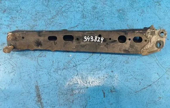 Toyota Prius (XW30) Front bumper cross member 5110712010