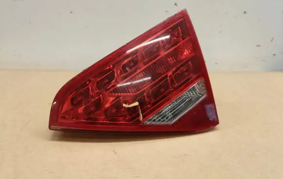Audi A5 Sportback 8TA Tailgate rear/tail lights 8T0945094A