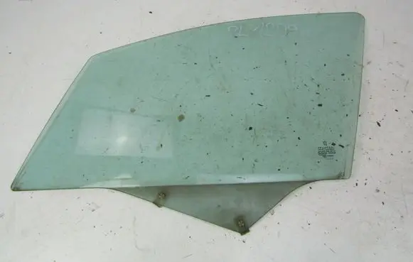 Peugeot 307 Front door window glass four-door 