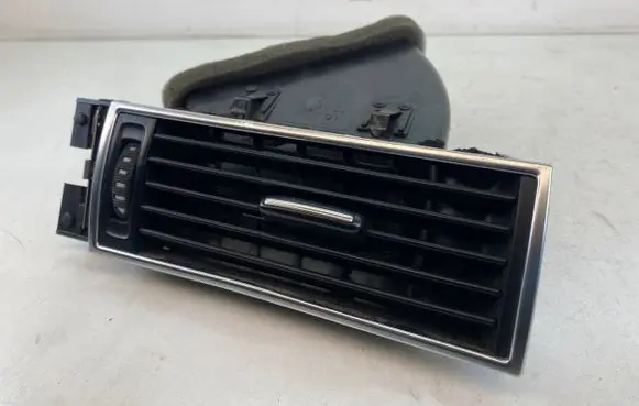 Audi A6 S6 C6 4F Dashboard side air vent grill/cover trim 4F1820902D