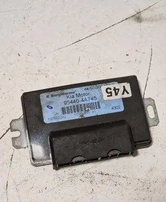 KIA Sorento Transfer box differential control unit 954404A745 TCTD360A1 127000QJ2