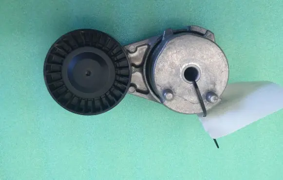 Jaguar F-Pace Generator/alternator belt tensioner GX636B209AA