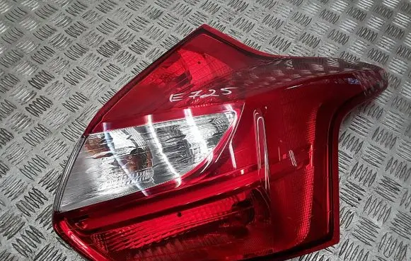 Ford Focus Rear/tail lights BM5113404A BM5113404B