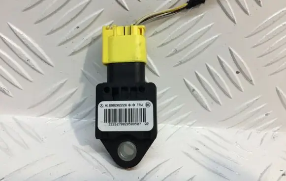 Mercedes-Benz B W245 Airbag deployment crash/impact sensor A1698202226
