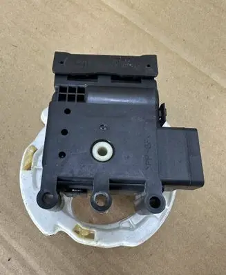 Mazda 6 Air flap motor/actuator GA705KD47 GA705KD49