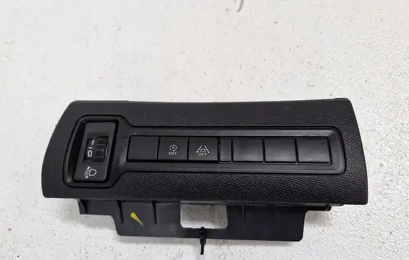 Peugeot 308 Light switch 9807240977