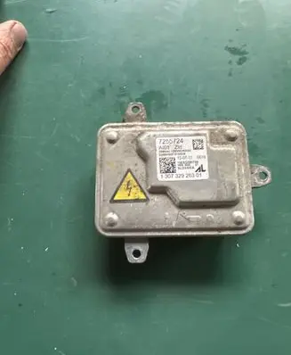 BMW X3 F25 Headlight ballast module Xenon 7255724 10EEG090709 130732926301