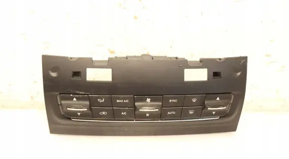 Maserati Ghibli Interior fan control switch 