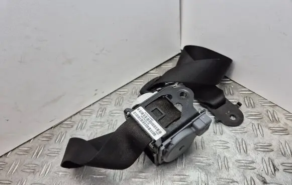 BMW X6 E71 Front seatbelt S2716104109H 7161041 305537499001AH