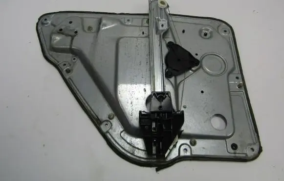 Skoda Fabia Mk1 (6Y) Rear door window regulator with motor 