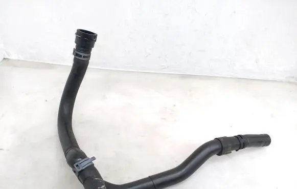 Skoda Karoq Engine coolant pipe/hose