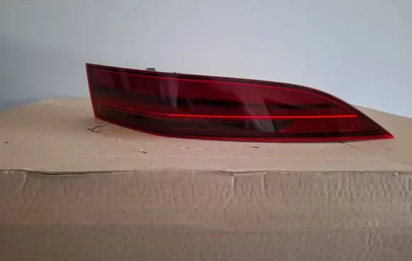 Rear/tail lights