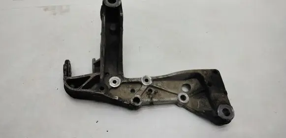 Volkswagen Golf VI Front lower control arm/wishbone 1K0199296E