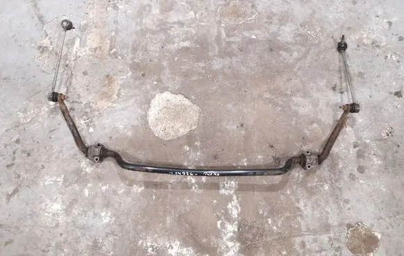 Mercedes-Benz C W203 Front anti-roll bar/sway bar 2033231965 2033234365