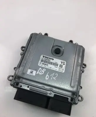Volvo V70 Engine control unit/module ECU 31336983 0281018414