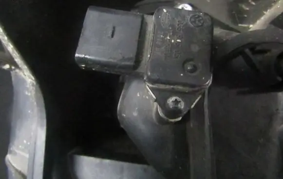 Volkswagen Golf IV Air pressure sensor 036906051 t-prt04