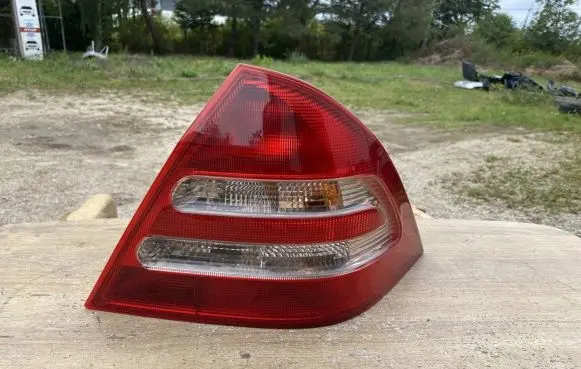 Mercedes-Benz C W203 Rear/tail lights