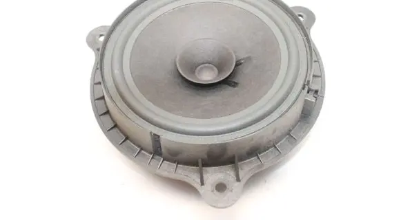 Nissan Note (E12) Front door speaker