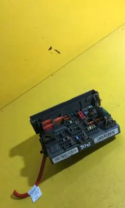 BMW 1 E82 E88 Fuse box set 9119446