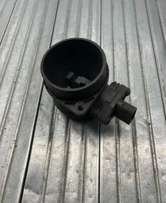 BMW 3 E90 E91 Mass air flow meter 7566989 0280218159