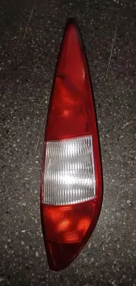 Ford Mondeo Mk III Rear/tail lights 1S7113404c