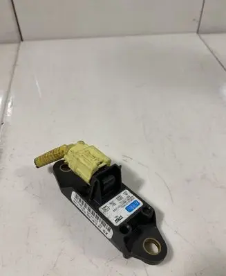 Honda Accord Airbag deployment crash/impact sensor 77970SEDJ812M1