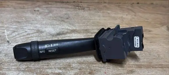 Volvo V70 Indicator stalk 30669738