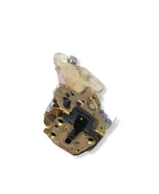 Nissan X-Trail T30 Rear door lock 805524U300 89A925 021118