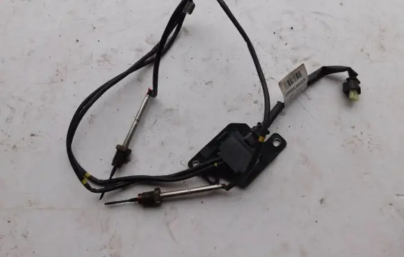 Mercedes-Benz C AMG W205 EGR valve cooler 4D0905841C 2658000242 T00047003