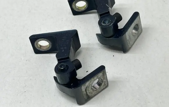 Front door hinge set