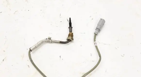 Skoda Octavia Mk4 Exhaust gas temperature sensor 05L906088CA