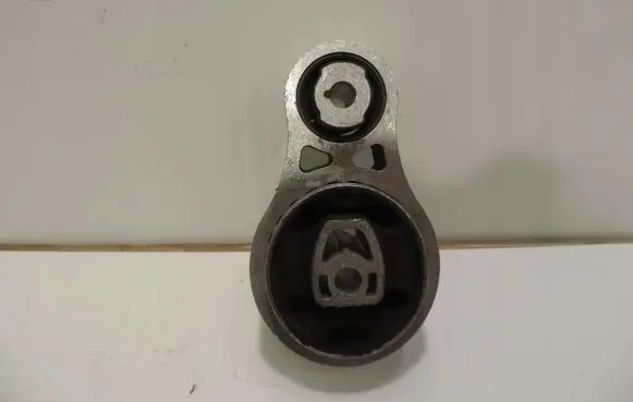 Ford Fiesta Engine mount vacuum valve C1B16P082AC