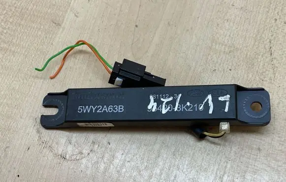 Hyundai ix35 Other devices 964203K210 5WY2A63B