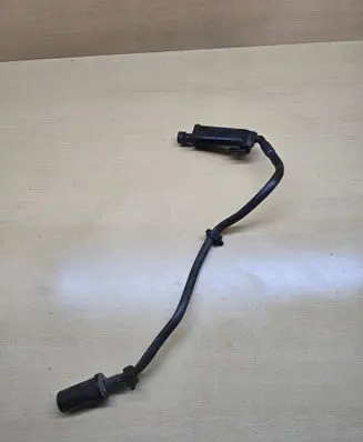 BMW 4 F36 Gran coupe Breather/breather pipe/hose 8663476