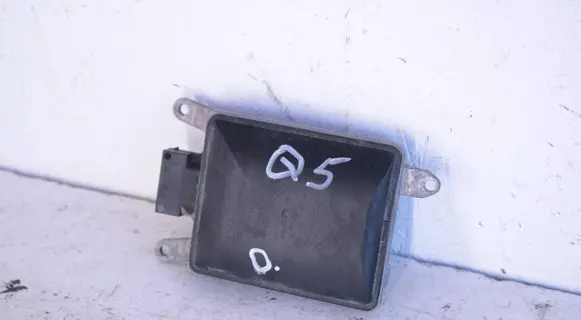 Audi Q5 SQ5 8R Blind spot module 8T0907568B 3336112856 6PZ01090525