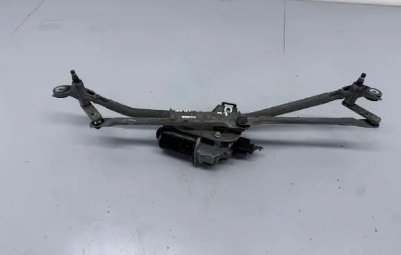 Audi A6 S6 C5 4B Front wiper linkage and motor 8D1955326B