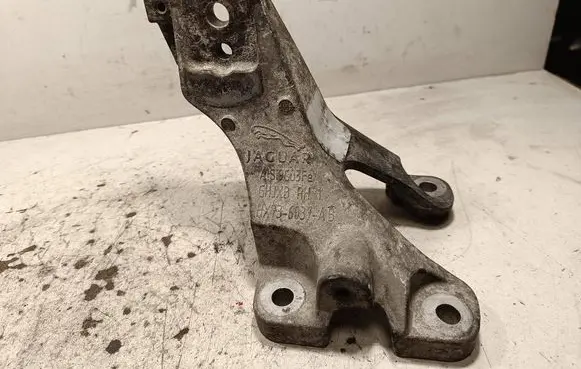 Jaguar XF X260 Engine mounting bracket GHJXBRH1 HX736037AB