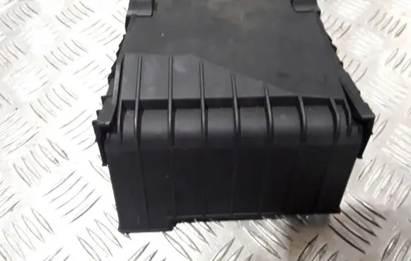 Seat Leon (1P) Fuse box cover 1K0937132F