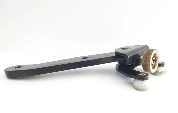 Volkswagen Transporter - Caravelle T5 Sliding door lower roller guide/hinge 