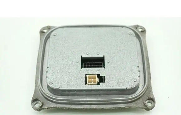 Peugeot 308 Voltage converter/converter module 130732940300