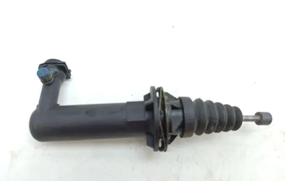 Clutch master cylinder